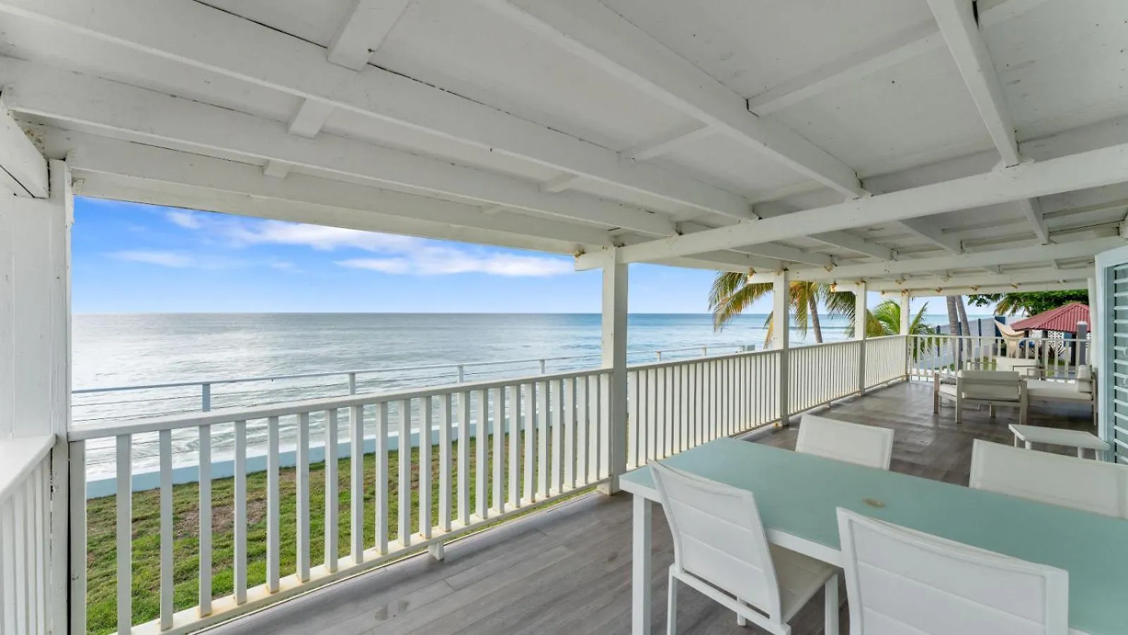 Danielas Beachfront House Rincon Holiday home