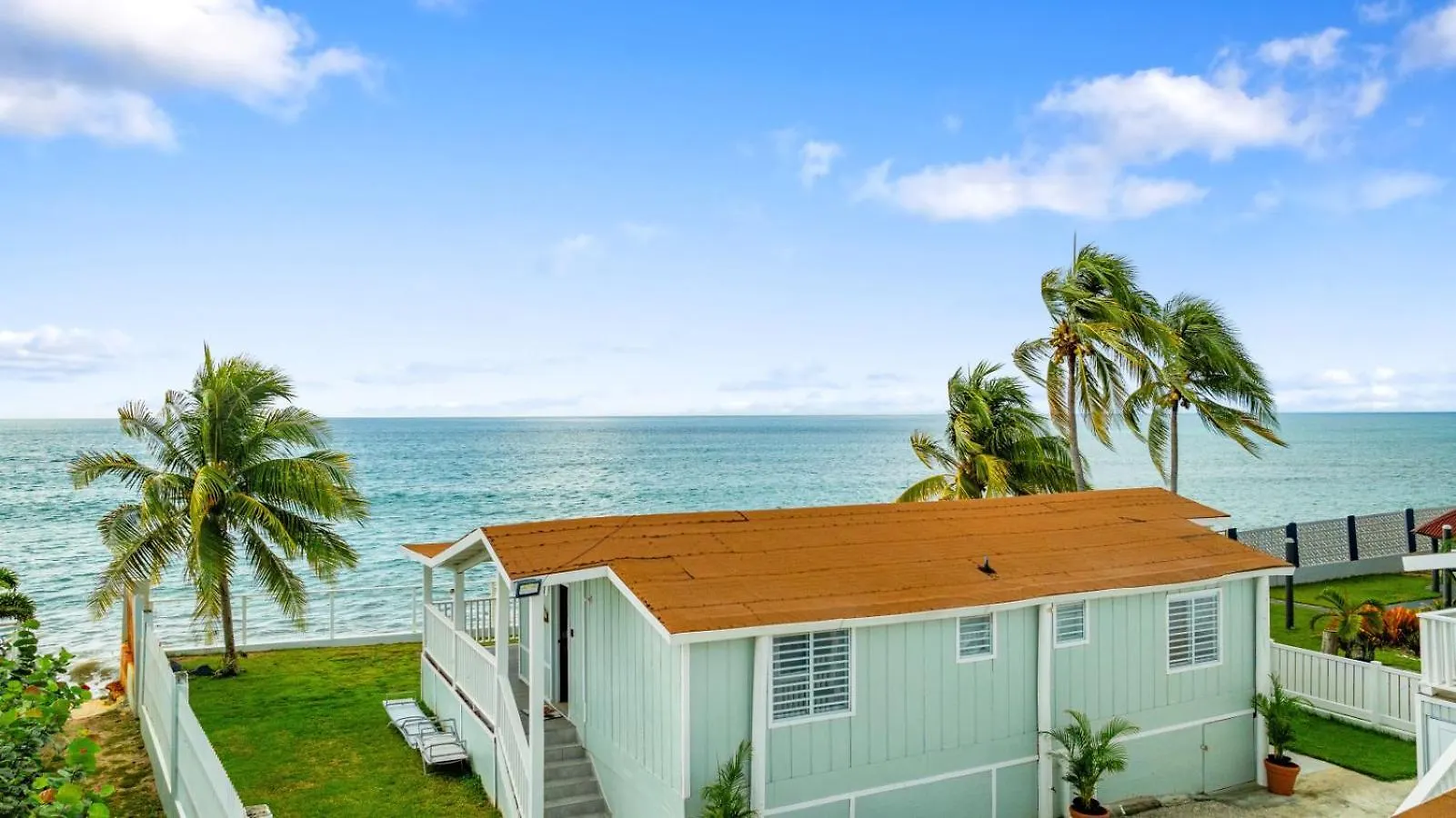 Holiday home Danielas Beachfront House Rincon